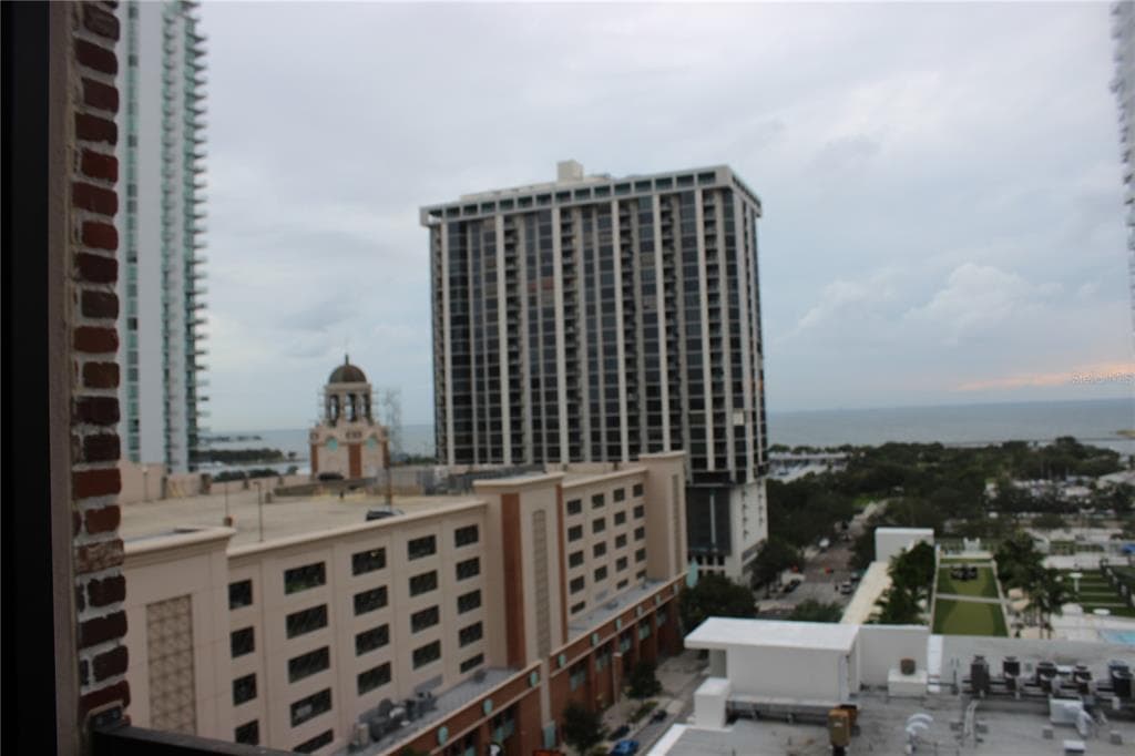 175 2ND STREET S UNIT 1003 ST PETERSBURG, FL 33701