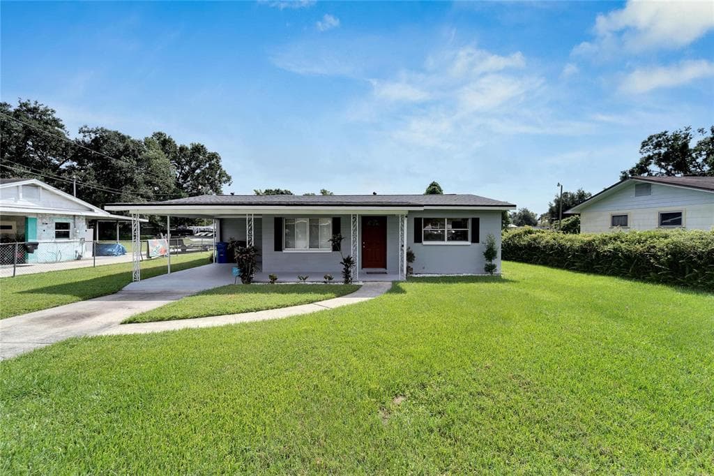 630 ROBSON STREET LAKELAND, FL 33805