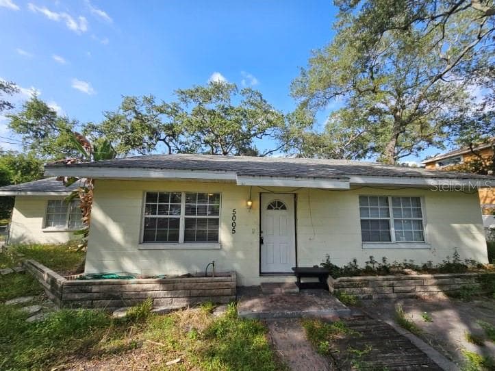 5005 W MCCOY STREET TAMPA, FL 33616