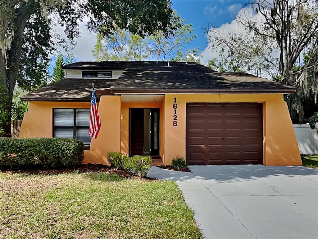 16128 FOXFIRE DRIVE TAMPA, FL 33618