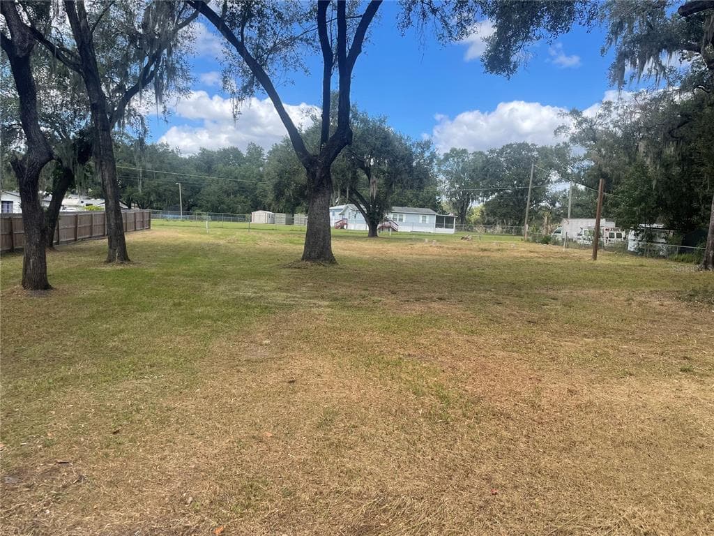 3490 CREST LANE MULBERRY, FL 33860