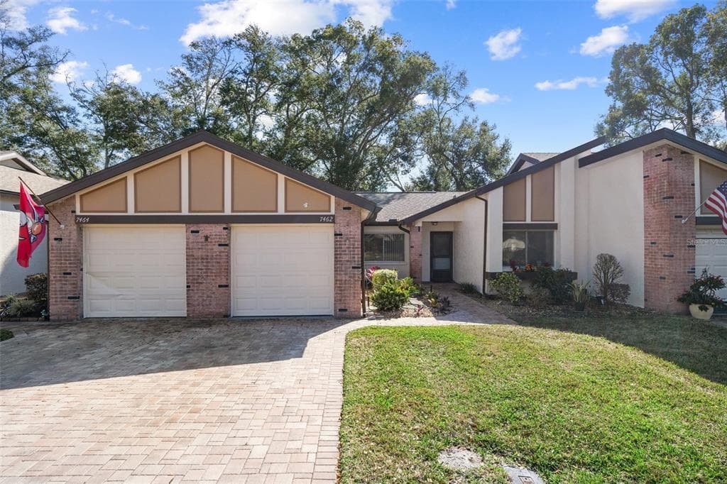 7462 HEATHER WALK DRIVE WEEKI WACHEE, FL 34613