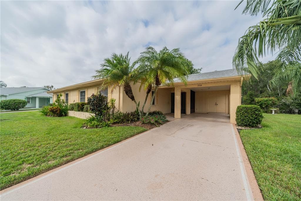 2321 GLENMORE CIRCLE UNIT 314 SUN CITY CENTER, FL 33573
