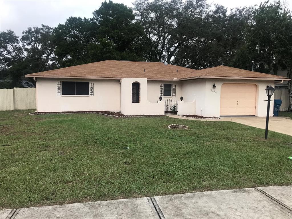 1257 WATERFALL DRIVE SPRING HILL, FL 34608