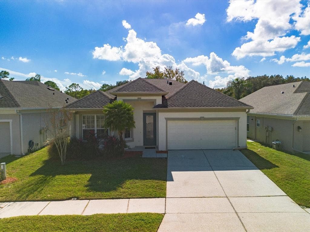 5643 TERRAIN DE GOLF DRIVE LUTZ, FL 33558
