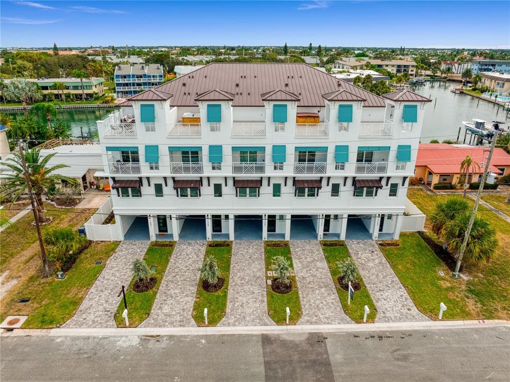 11801 1ST STREET E TREASURE ISLAND, FL 33706