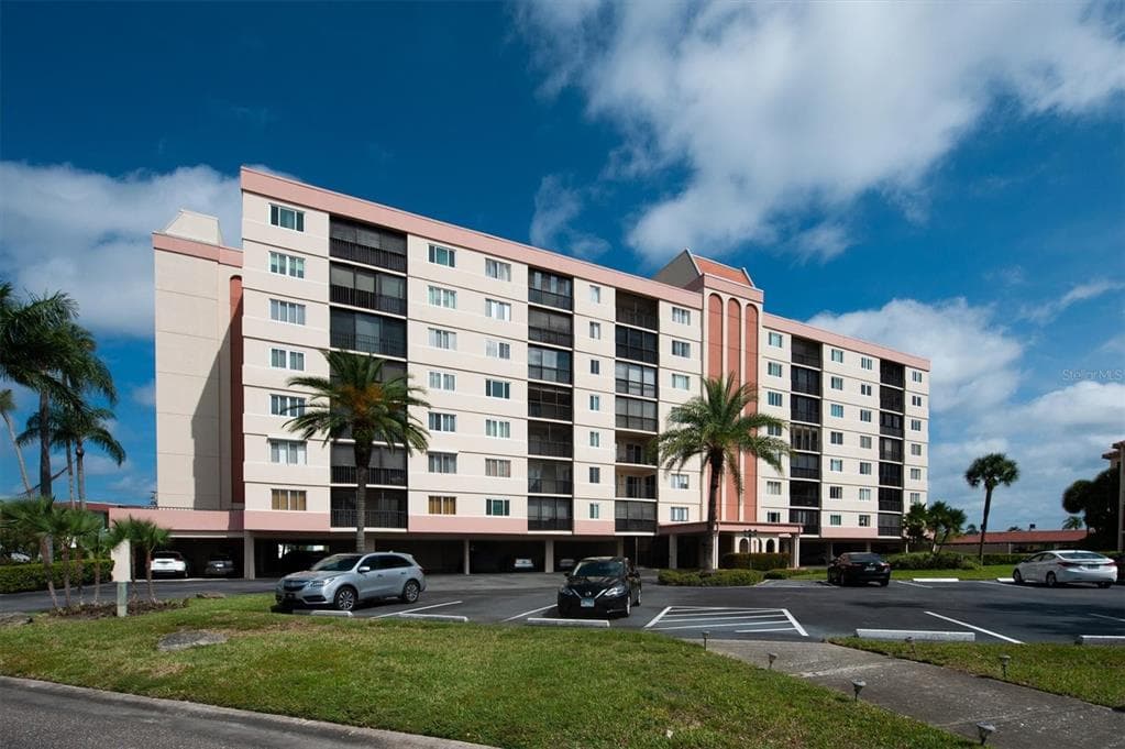 19029 US HIGHWAY 19 N UNIT 9-407 CLEARWATER, FL 33764