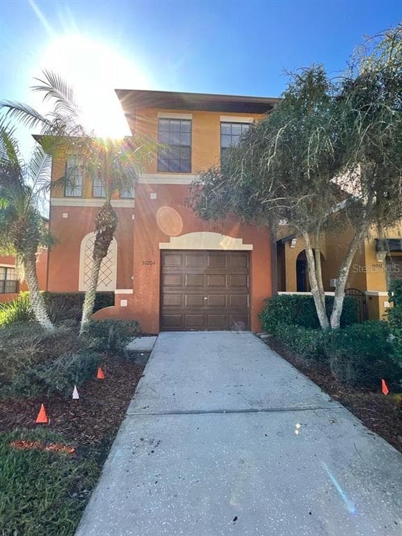 30204 GOODWICK WAY WESLEY CHAPEL, FL 33543