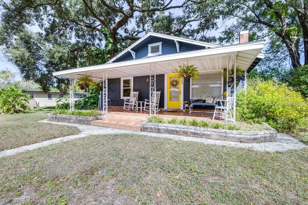 908 W MCLENDON STREET PLANT CITY, FL 33563