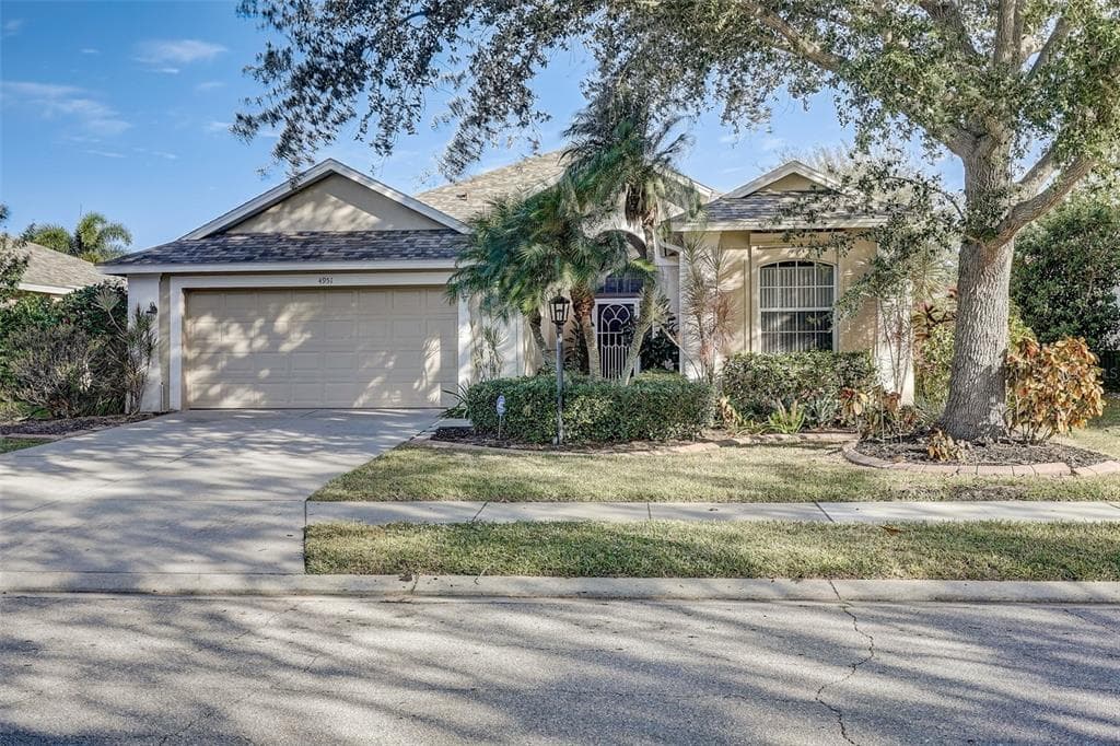 4951 CREEKSIDE TRAIL