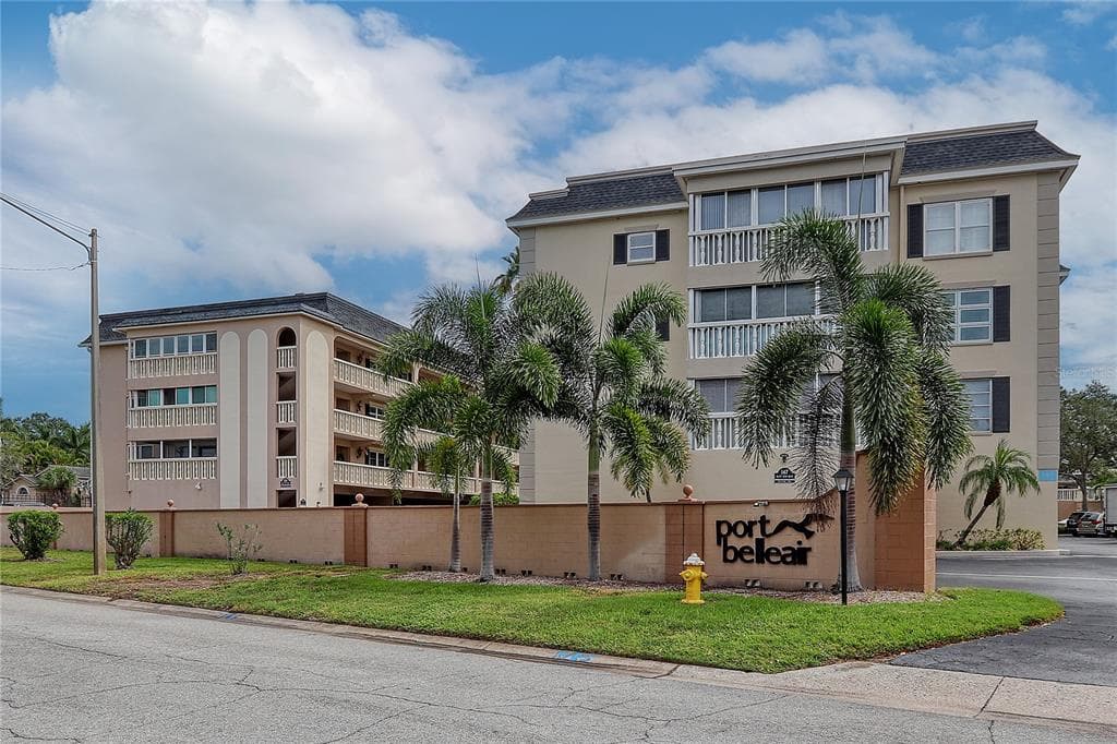 155 BLUFF VIEW DRIVE UNIT 101 BELLEAIR BLUFFS, FL 33770