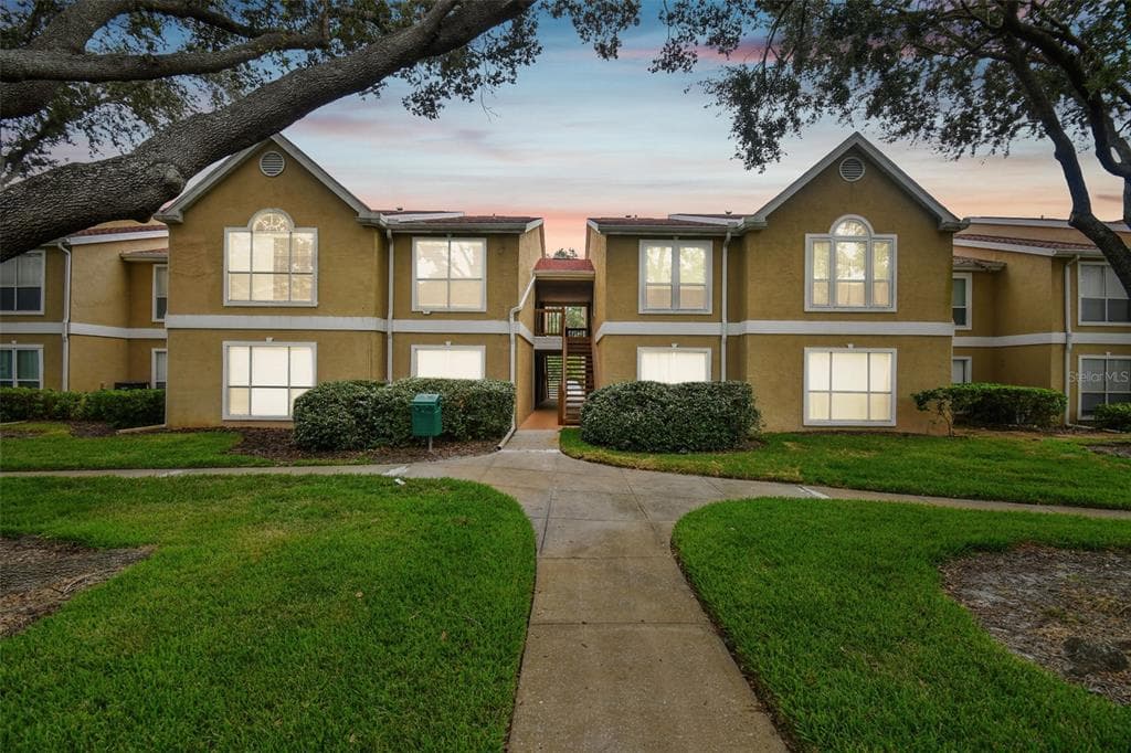 9481 HIGHLAND OAK DRIVE UNIT 1514 TAMPA, FL 33647