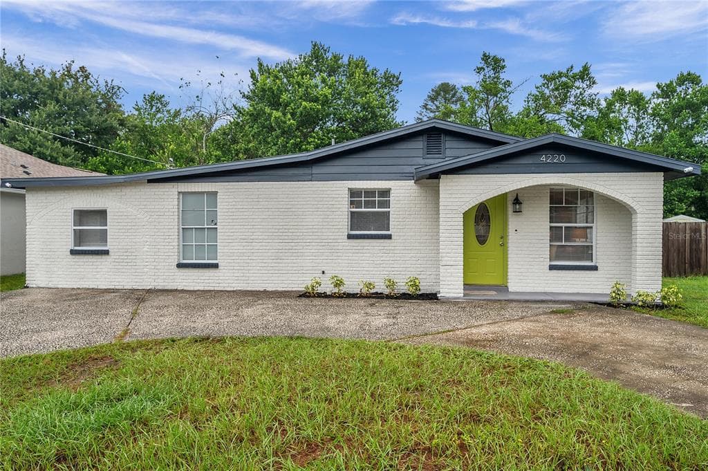 4220 E POWHATAN AVENUE TAMPA, FL 33610