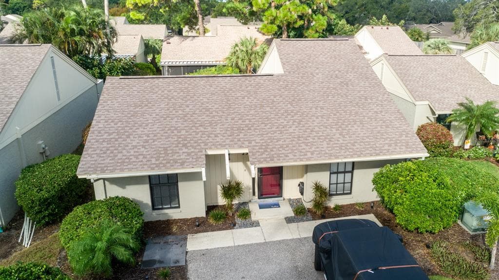 23 WINDRUSH BAY DRIVE TARPON SPRINGS, FL 34689