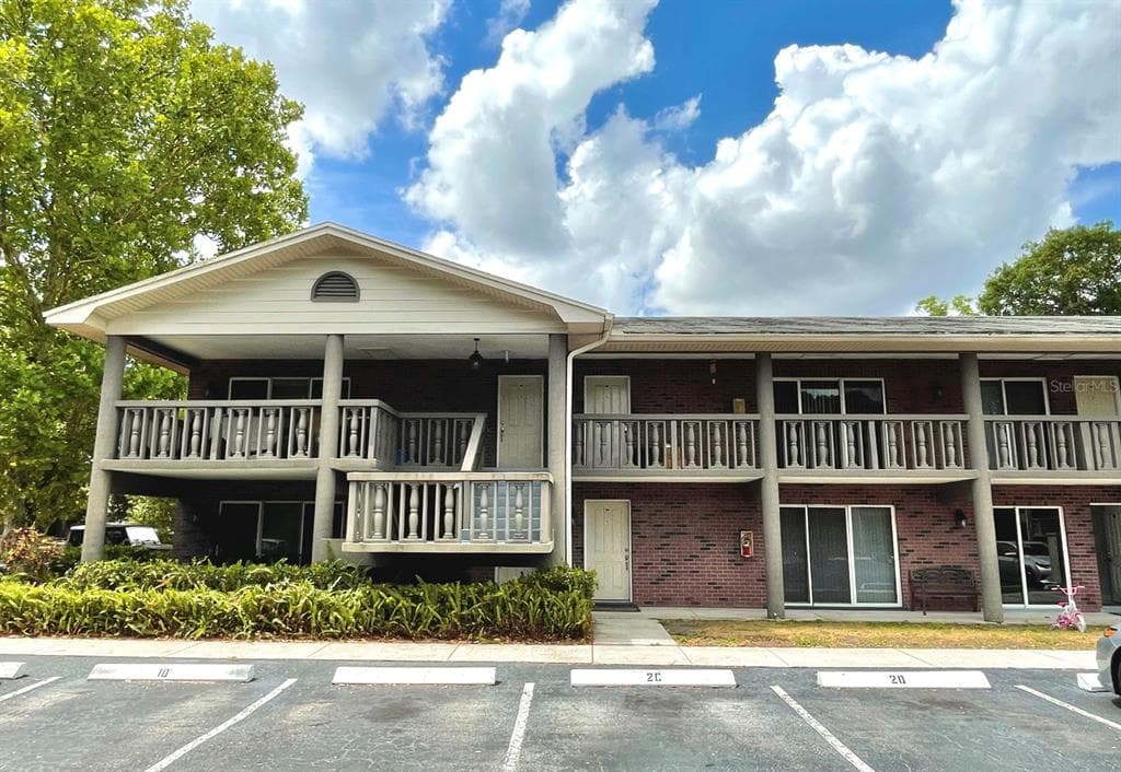 263 NW 14TH ST NW LARGO, FL 33770