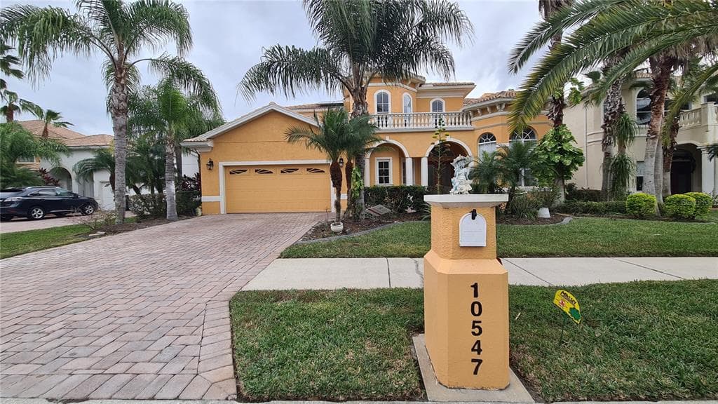 10547 MARTINIQUE ISLE DRIVE TAMPA, FL 33647