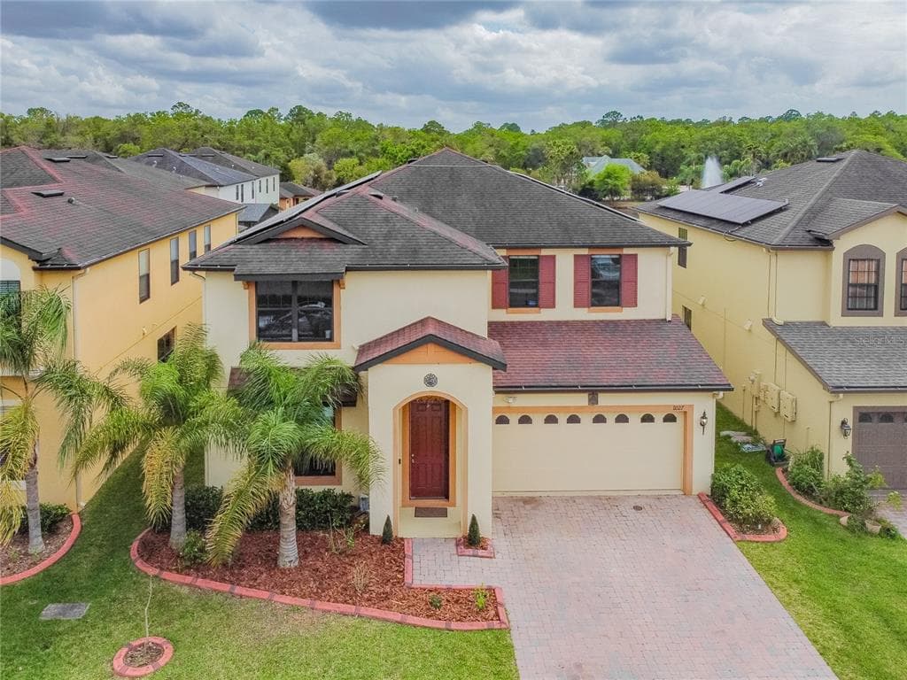 11027 TAHITI ISLE LANE TAMPA, FL 33647