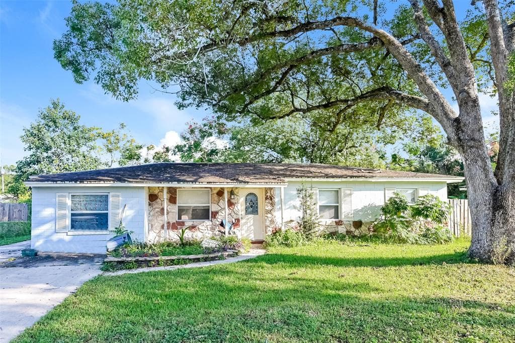 739 E BAY AVENUE LONGWOOD, FL 32750
