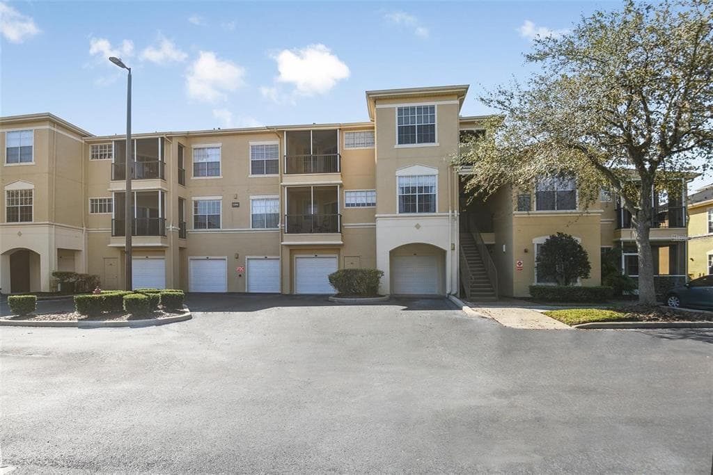 5125 PALM SPRINGS BOULEVARD UNIT 15106 TAMPA, FL 33647