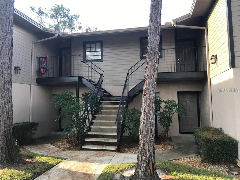 4119 ASHFORD GREEN PLACE UNIT A-202 TAMPA, FL 33613