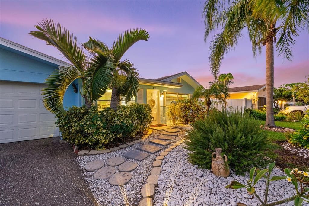 3770 10TH STREET NE ST PETERSBURG, FL 33704