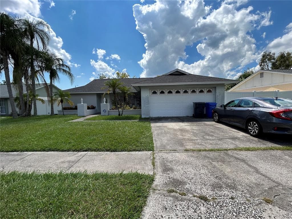 10902 WINGATE DRIVE TAMPA, FL 33624