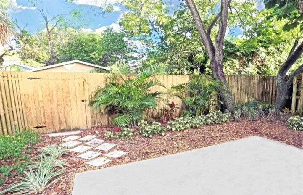 406 S WESTLAND AVENUE UNIT D TAMPA, FL 33606