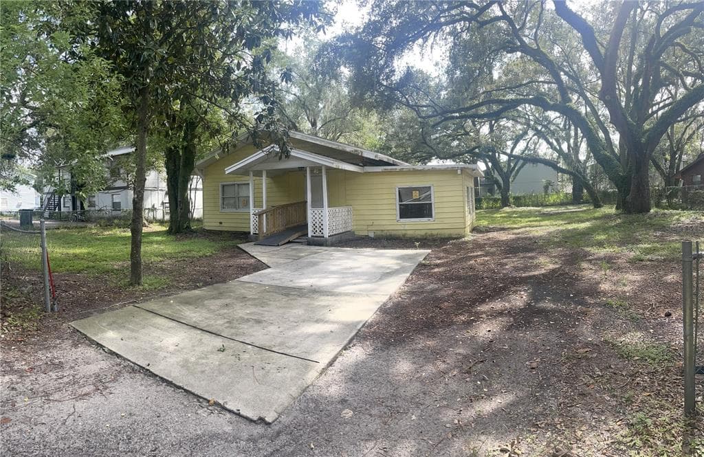 1519 E 139TH AVENUE TAMPA, FL 33613