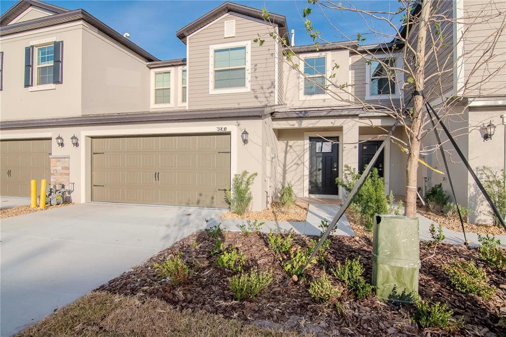 3210 BRYANT PARK DRIVE NEW PORT RICHEY, FL 34655