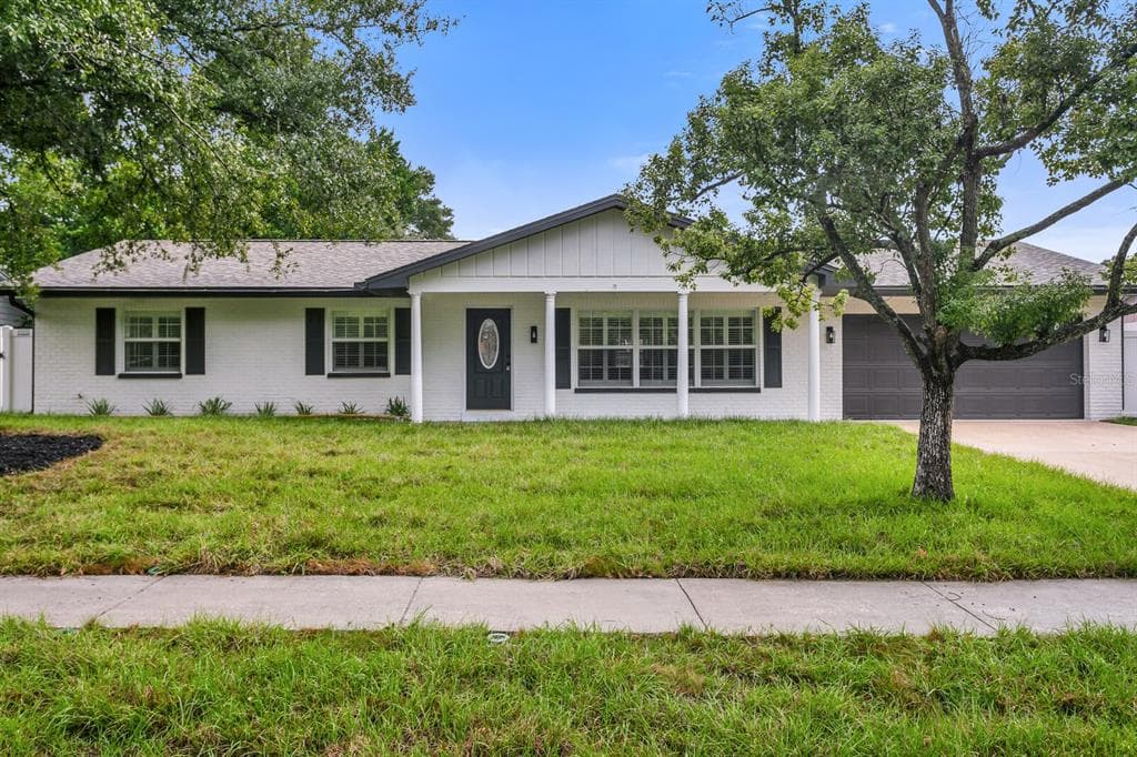 409 PARK MANOR DRIVE BRANDON, FL 33511