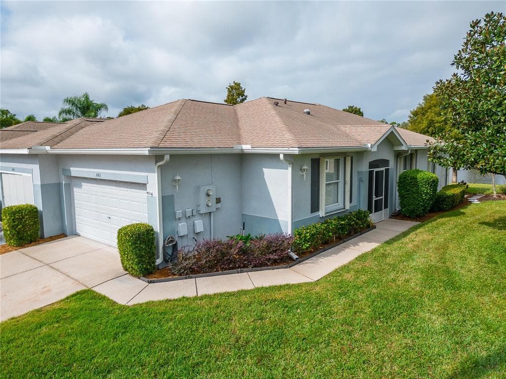 842 TREMONT GREENS LANE UNIT 141 SUN CITY CENTER, FL 33573