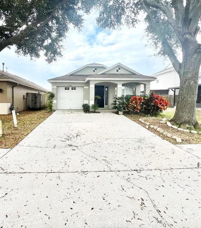 6101 WHITE SAILS DRIVE WESLEY CHAPEL, FL 33545