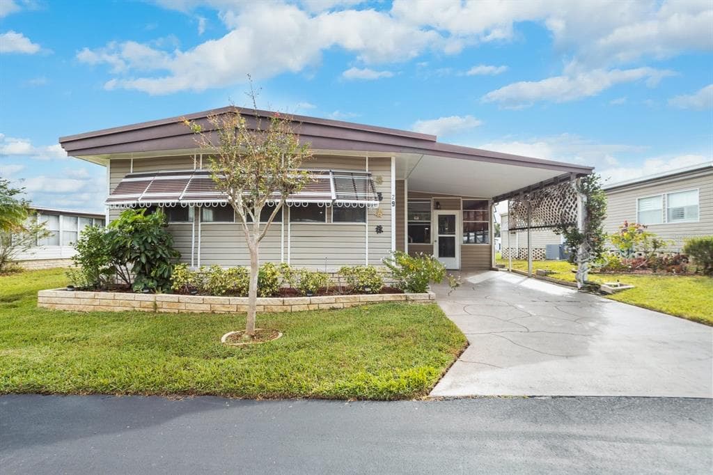 29 HONEYSUCKLE COURT UNIT 14 SAFETY HARBOR, FL 34695