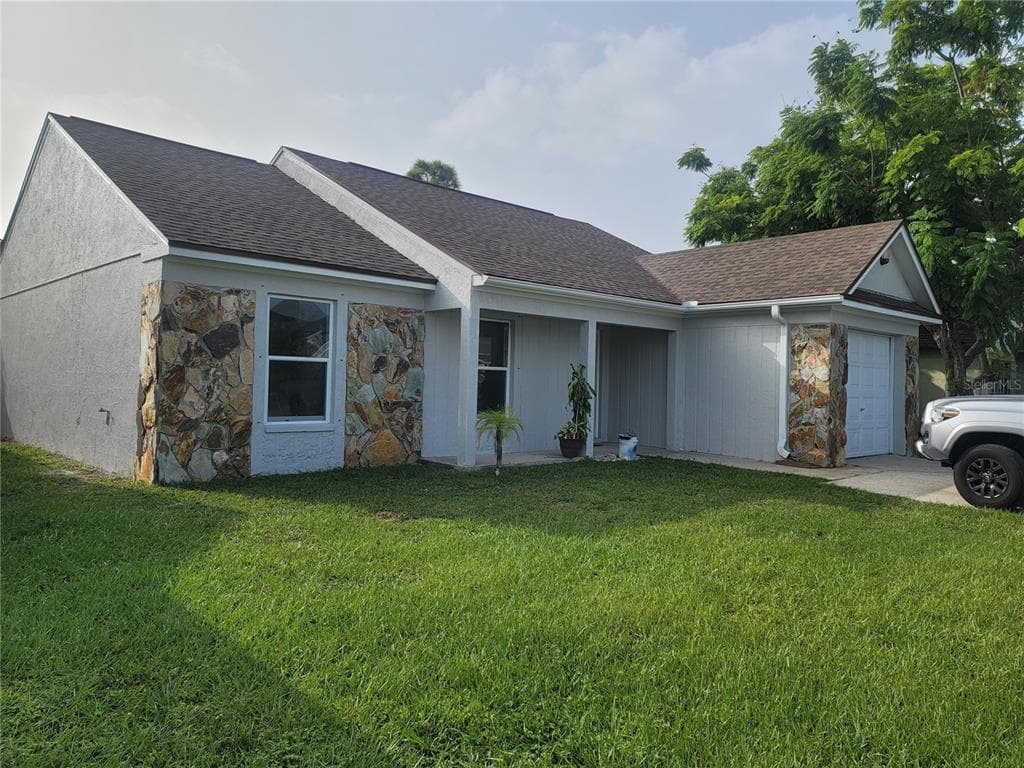 9010 DACENA VILLA PLACE TAMPA, FL 33635