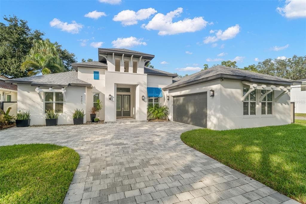 4201 W WATROUS AVENUE TAMPA, FL 33629