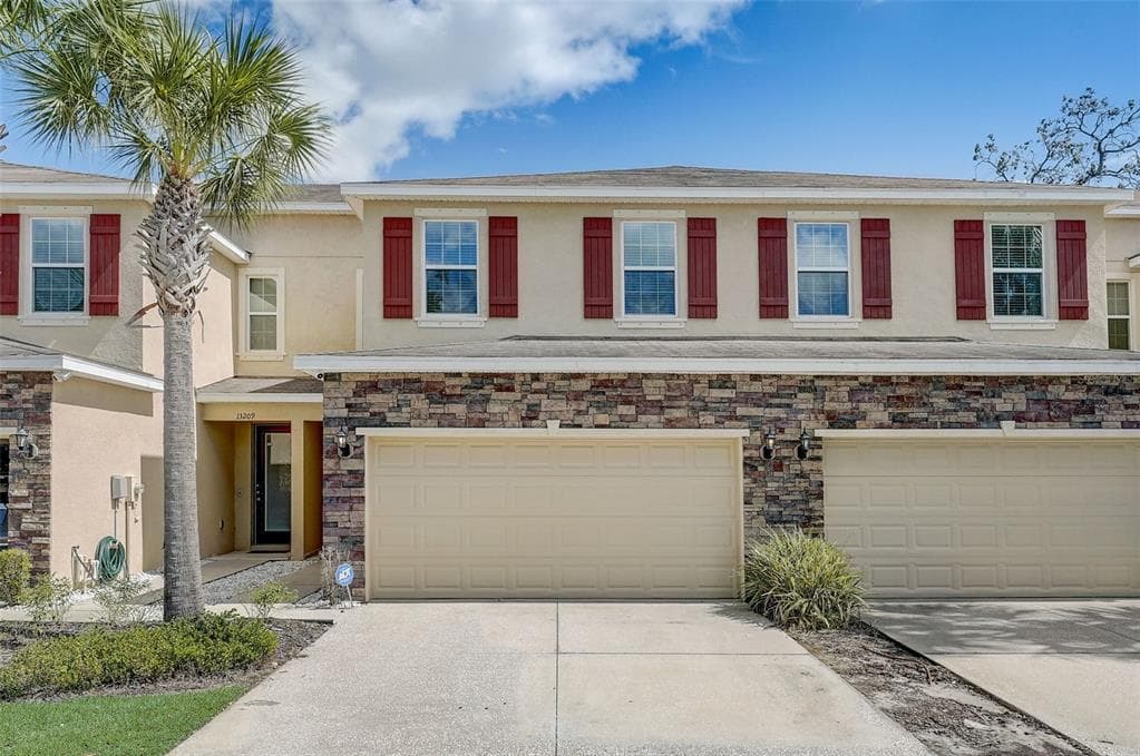 13207 CANOPY CREEK DRIVE TAMPA, FL 33625