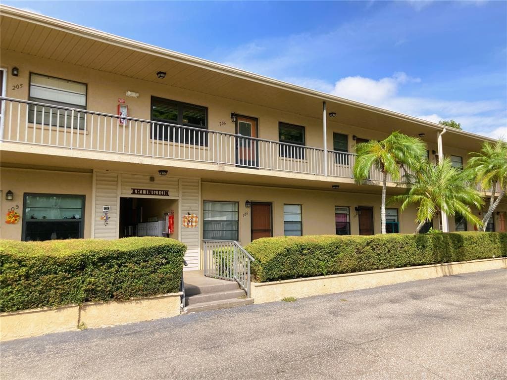 5925 TERRACE PARK DRIVE N UNIT 107 ST PETERSBURG, FL 33709
