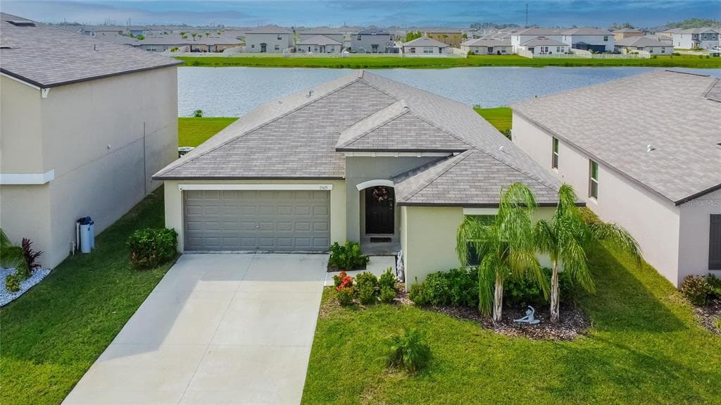 15615 CHARR ISLAND STREET SUN CITY CENTER, FL 33573