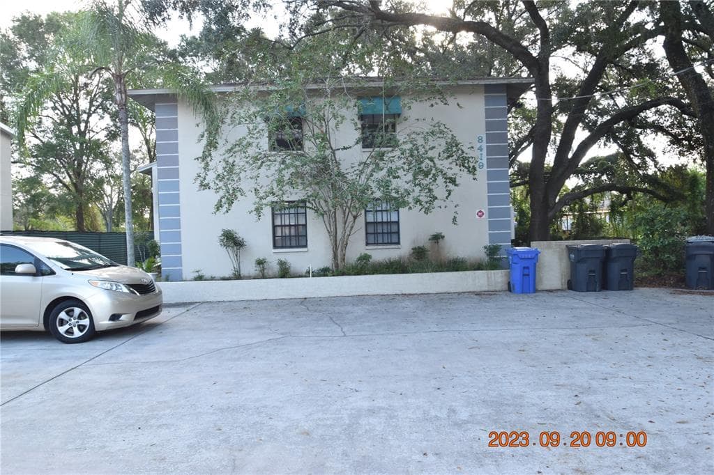 8419 N MANHATTAN AVENUE UNIT A TAMPA, FL 33614