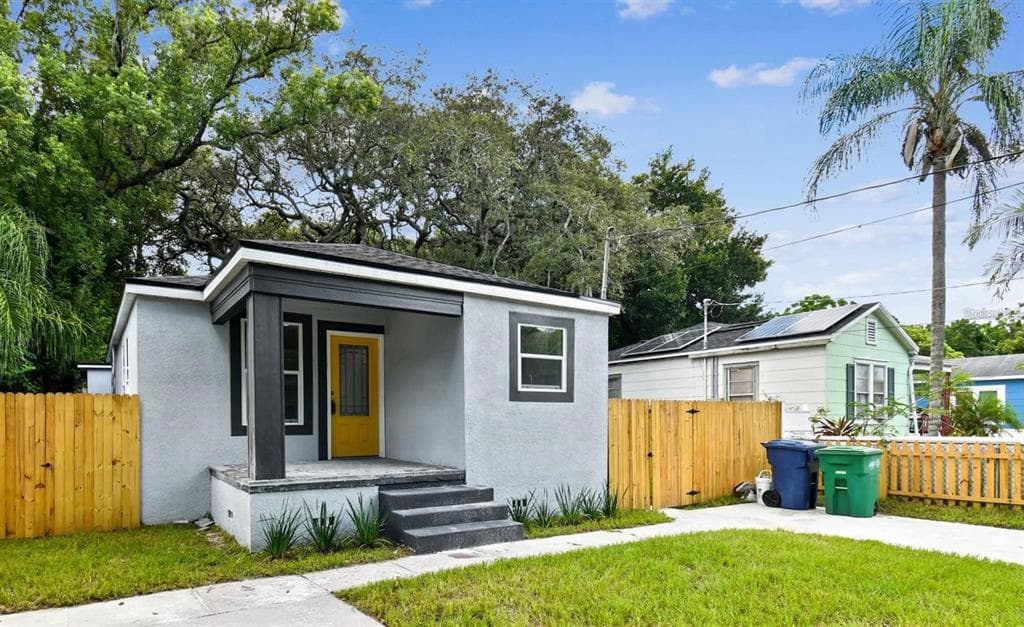 908 E CAYUGA STREET TAMPA, FL 33603