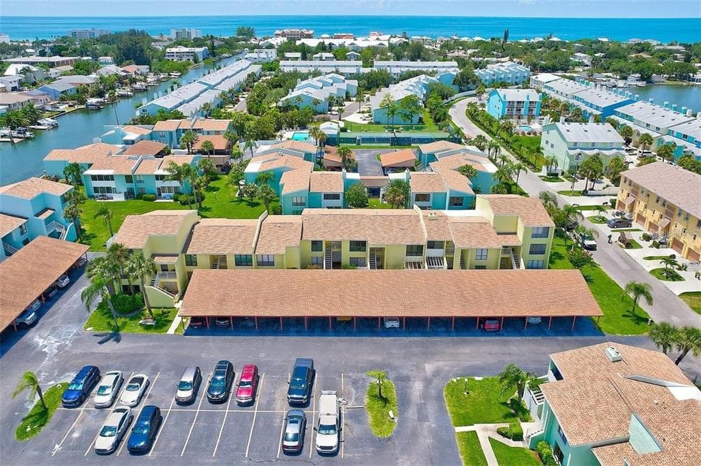 1 WINDRUSH BOULEVARD UNIT 25 INDIAN ROCKS BEACH, FL 33785