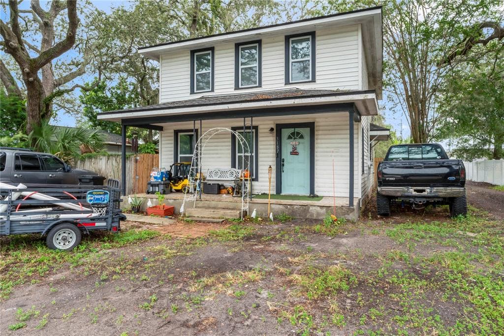3187 66TH AVENUE N ST PETERSBURG, FL 33702