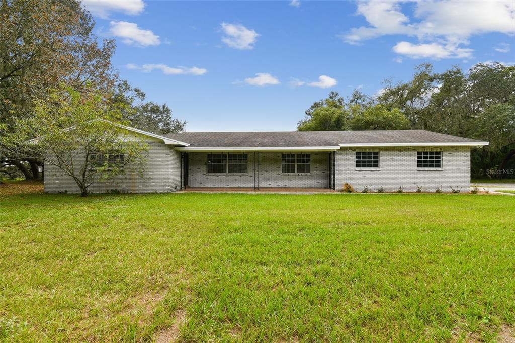 325 CINDY LANE BRANDON, FL 33510