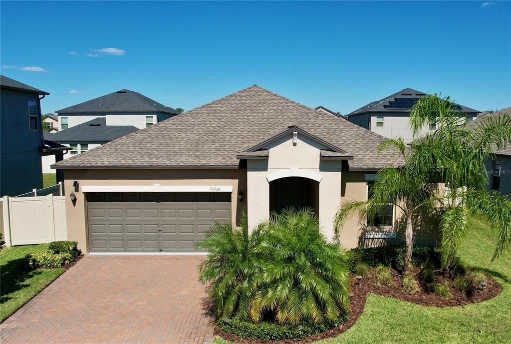 24964 LAMBRUSCO LOOP LUTZ, FL 33559
