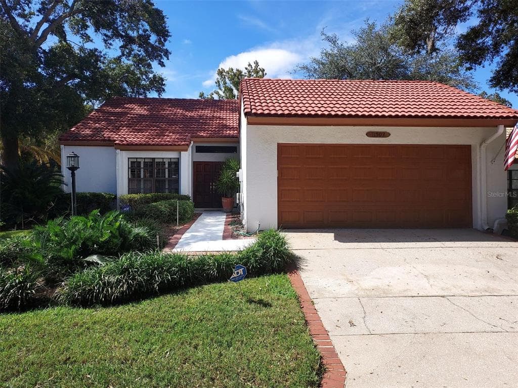 11502 ROBLES DEL RIO PLACE TEMPLE TERRACE, FL 33617