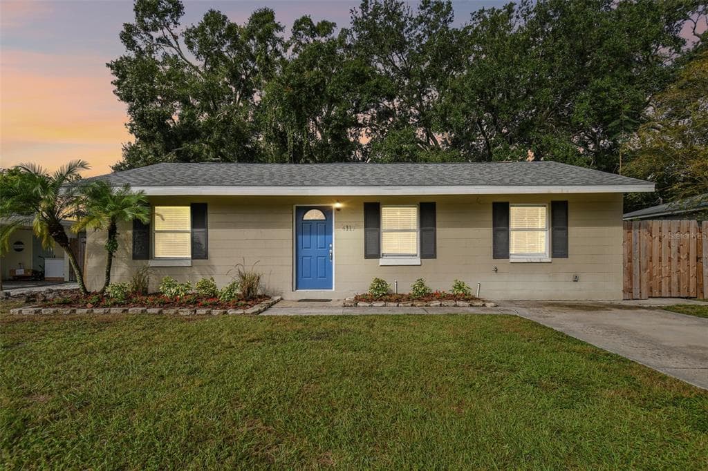 4317 S RENELLIE DRIVE TAMPA, FL 33611
