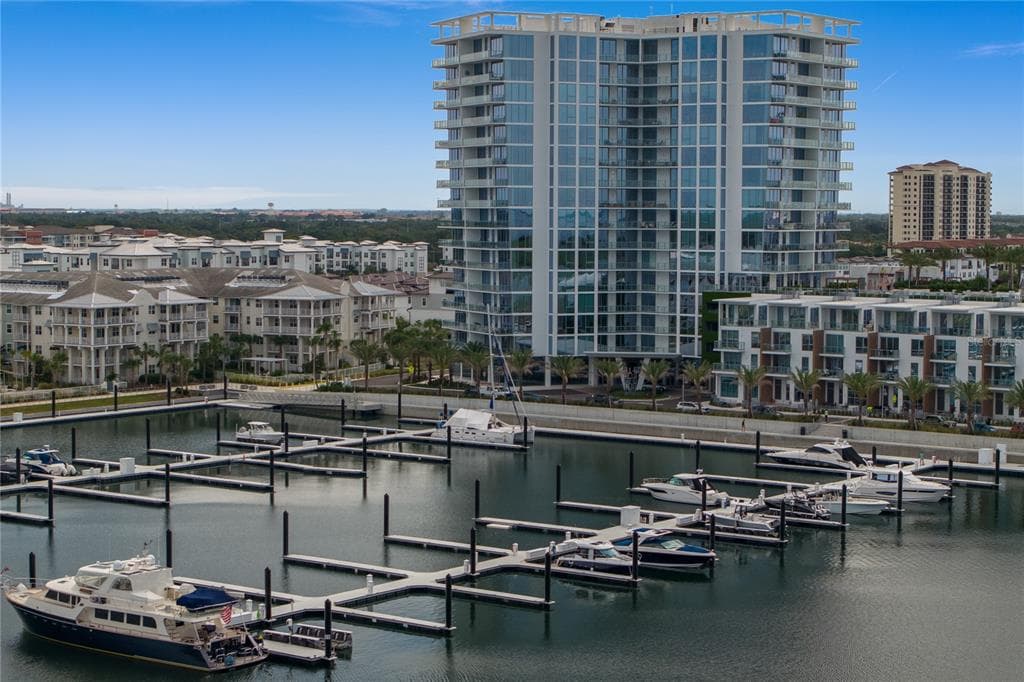5120 MARINA WAY UNIT 11003 TAMPA, FL 33611