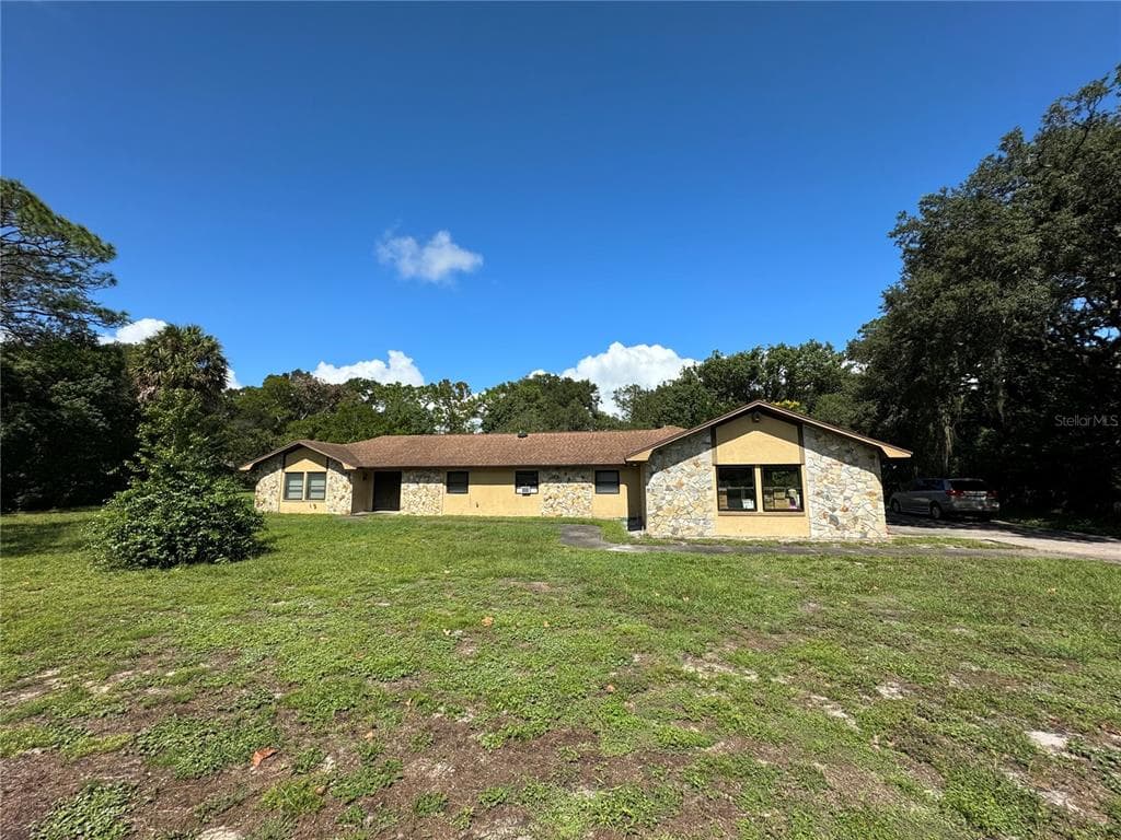 16 CARDINAL DRIVE