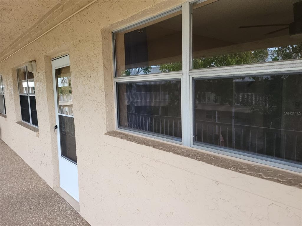 10038 62ND TERRACE N UNIT 17 ST PETERSBURG, FL 33708