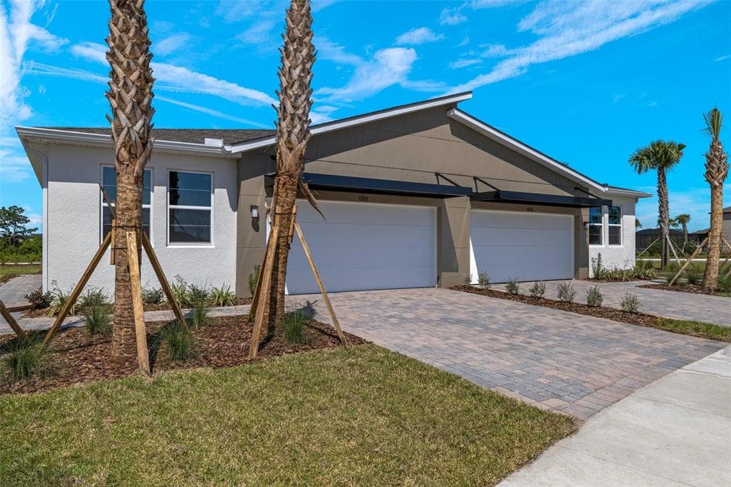 5892 TIMBERDALE AVENUE WESLEY CHAPEL, FL 33545